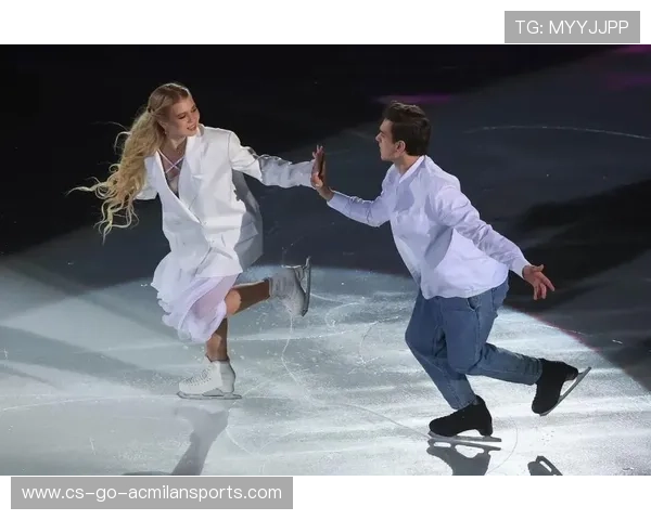 俄罗斯花样滑冰冠军特鲁索娃生育10天后强势回归冰场恢复训练令人惊叹 俄罗斯花样滑冰冠军特鲁索娃生育10天后强势回归冰场恢复训练令人惊叹