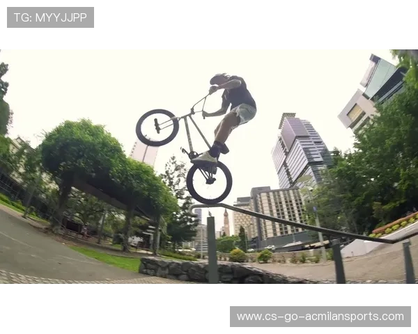 BMX小轮车选手适应新器材，训练节奏更为流畅